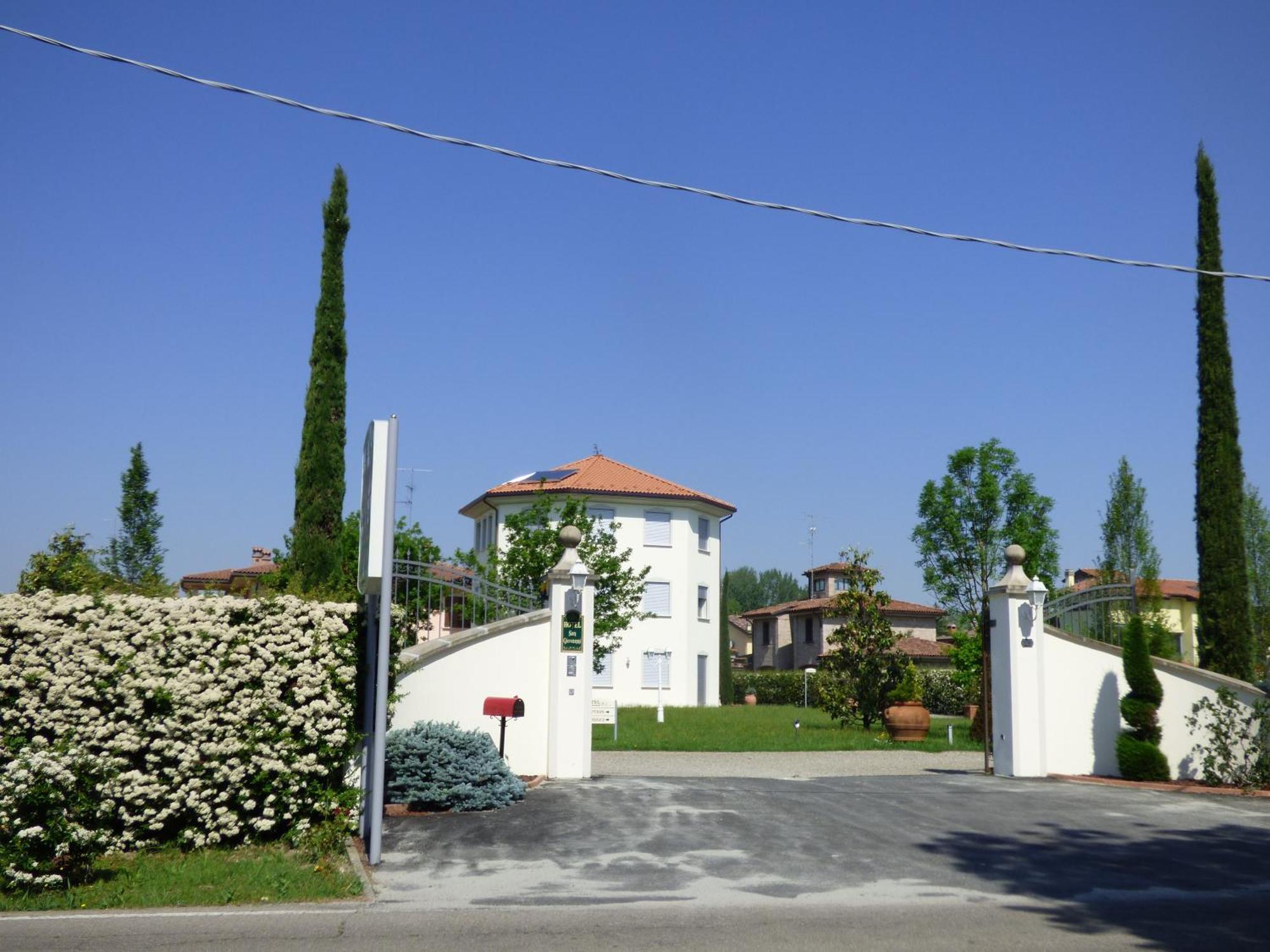 Boutique Hotel San Giovanni San Giovanni in Persiceto Exterior foto